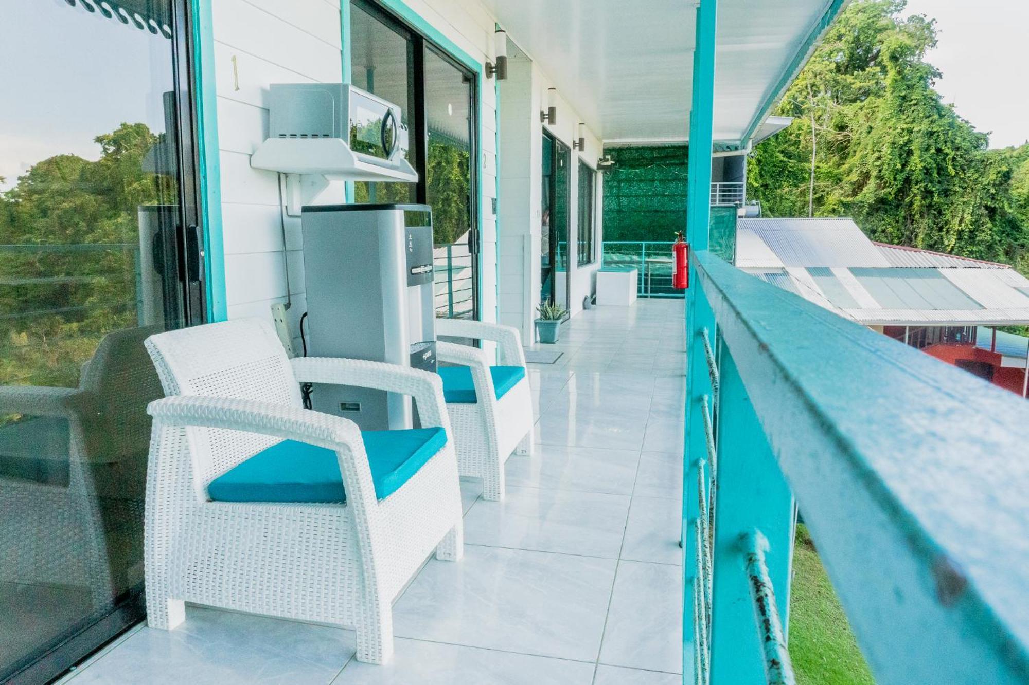 Ocean's Breeze Aparthotel Puerto Viejo de Talamanca Buitenkant foto